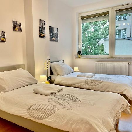 Warsaw Concierge Wola Ratusz Apartment Ngoại thất bức ảnh
